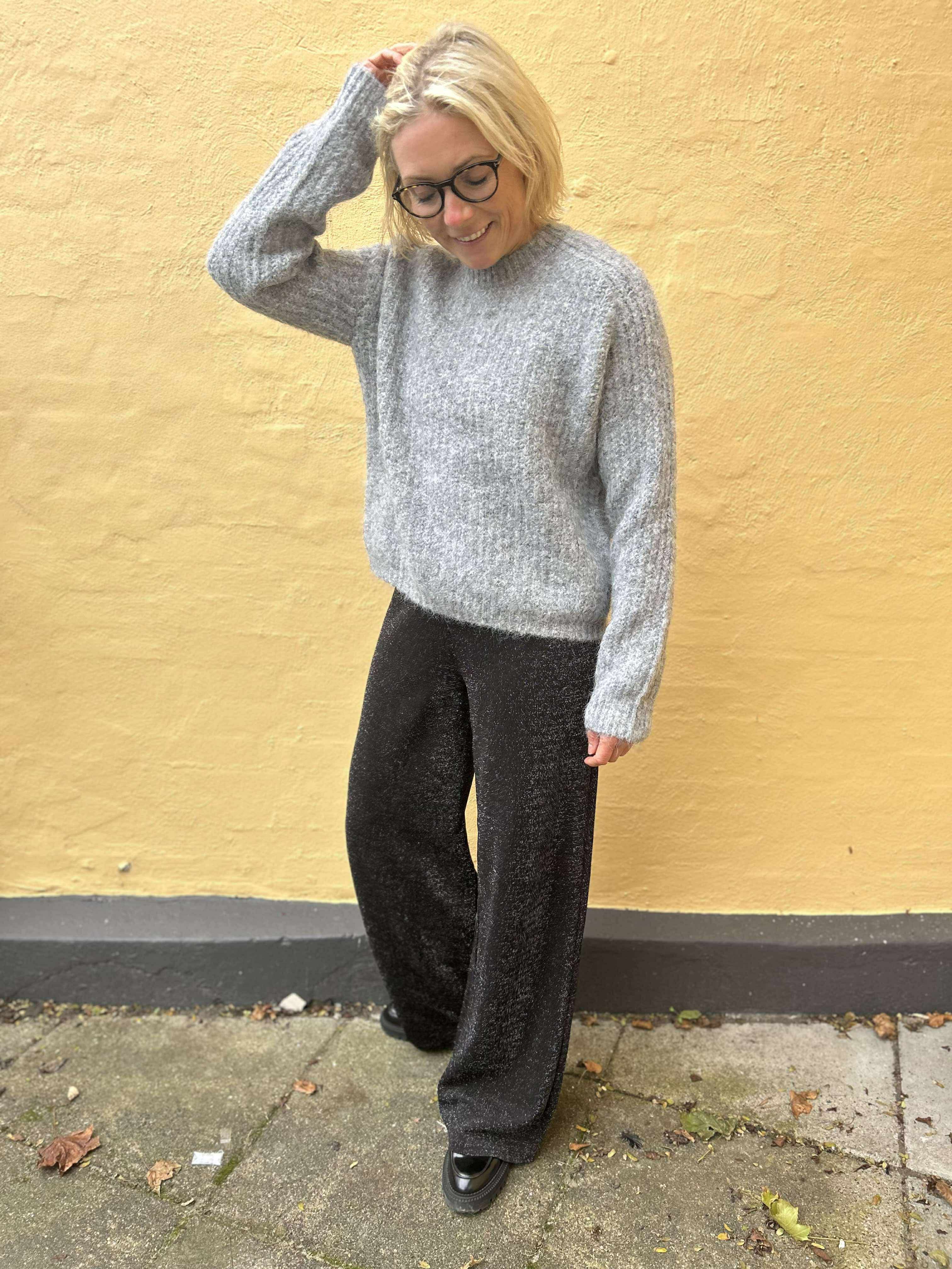 VMBERLIN Trousers - Black